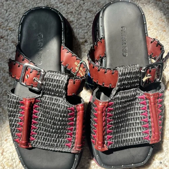 NWT Farm Rio Black Platform Mules - Picture 6 of 7